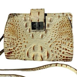 Vintage Brahmin Leather Crossbody bag.